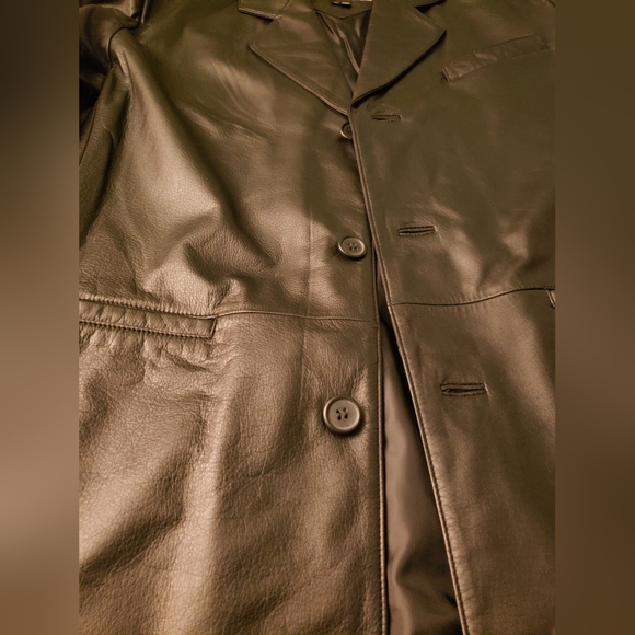 Lucky Leather Company, leather sport coat, black, never worn. - Picture 3 of 6